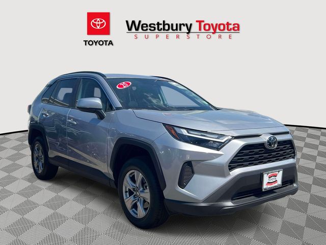 Silver Sky Metallic 2025 Toyota RAV4 XLE AWD SUV / Crossover All-Wheel Drive 8-Speed Automatic