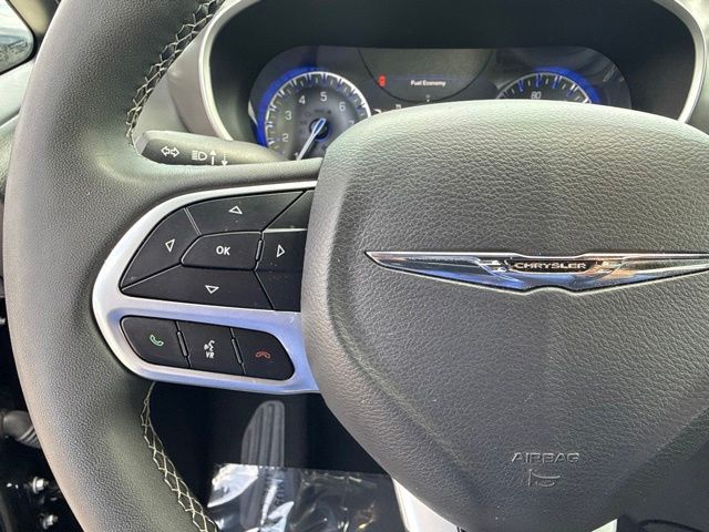 2025 Chrysler Pacifica - $25,988