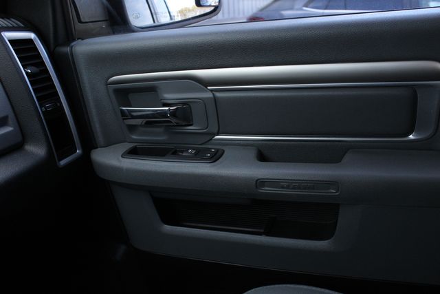 Used 2015 Blue Ram Big Horn image 17