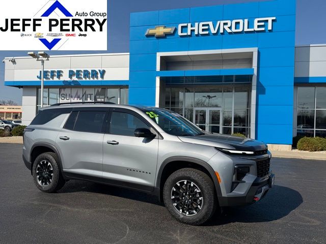 Sterling Gray Metallic 2025 Chevrolet Traverse Z71 AWD SUV / Crossover Four-Wheel Drive 8-Speed Automatic