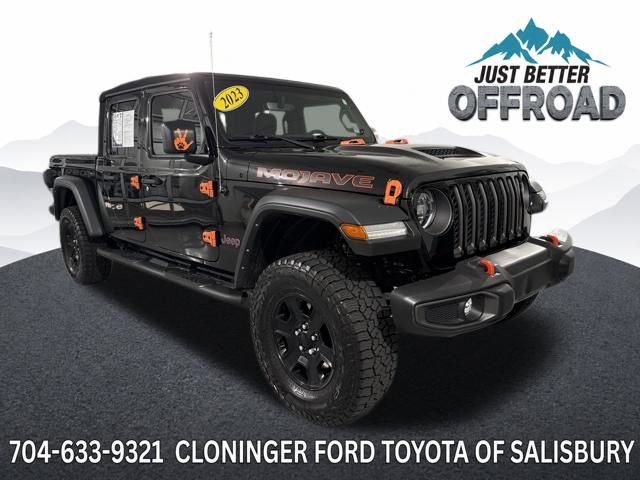 Black Clearcoat 2023 Jeep Gladiator Pickup Truck Four-Wheel Drive 8-Speed Automatic