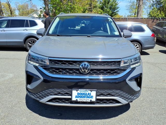 2022 Volkswagen Taos - Image 4