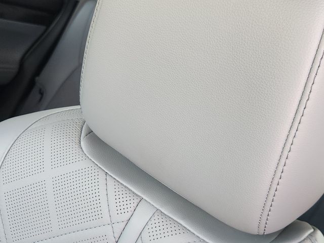 2025 Toyota Highlander Hybrid Platinum  at Gullo Toyota