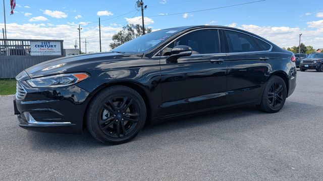 Shadow Black 2018 Ford Fusion SE Sedan Front-Wheel Drive 6-Speed Automatic