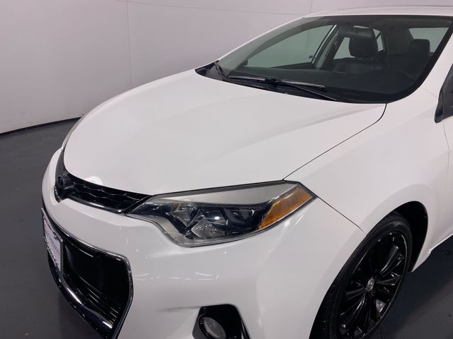 2015 Toyota Corolla S Plus 26