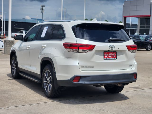 2019 Toyota Highlander XLE White at Legacy Ford