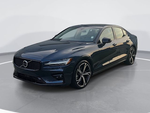 Used 2024 Blue Volvo Ultimate image 7