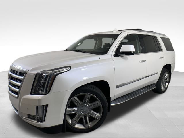 2016 Cadillac Escalade Luxury 2