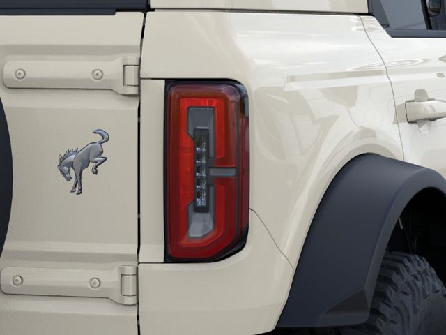 New 2026 White Ford Outer Banks image 23