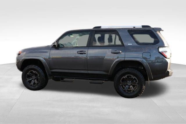 2021 Toyota 4Runner SR5 Premium 23