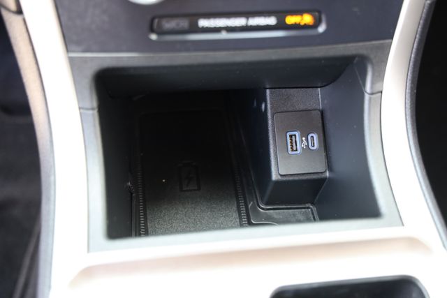 2023 Ford Edge SEL Black at Toyota of Victoria