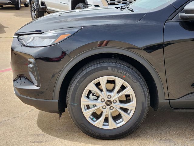 2025 Ford Escape Active photo