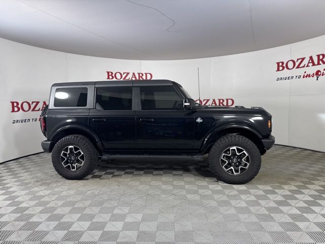 2023 Shadow Black Ford Bronco Outer Banks 4X4 SUV