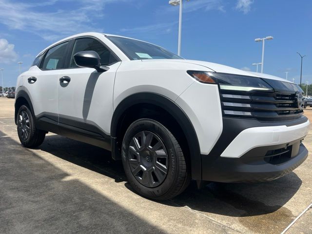 New 2026 Nissan Kicks SUV