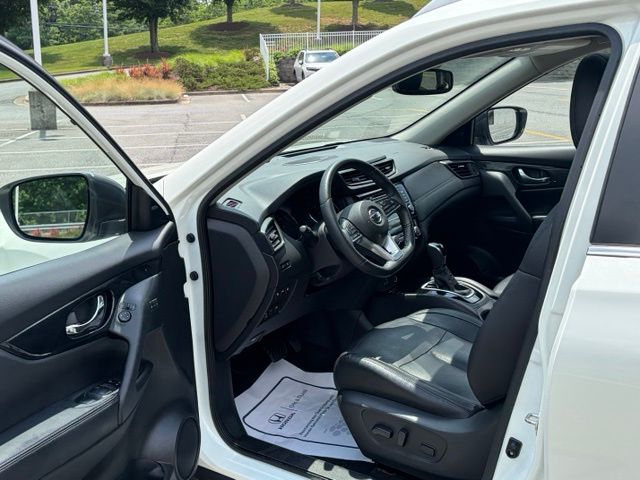 used 2020 Nissan Rogue car, priced at $17,999