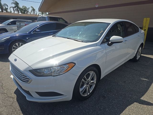 Oxford White 2018 Ford Fusion Sedan Front-Wheel Drive 6-Speed Automatic