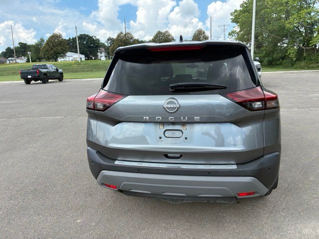 Used 2023 Gray Nissan S image 8