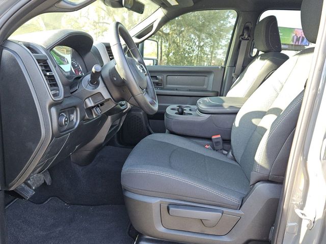 2026 Ram 2500 Black Express Crew Cab 4x4 6'4" Box