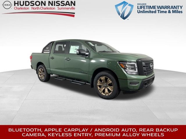 2024 Nissan Titan SV 1