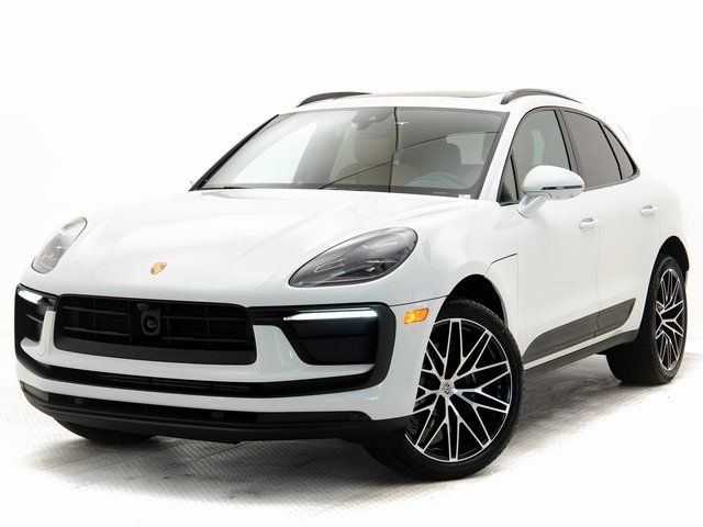 2025 Porsche Macan