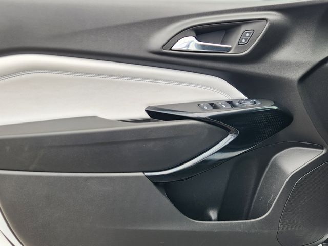 2025 Chevrolet Trax LT White at Classic Elite Chevrolet Sugar Land