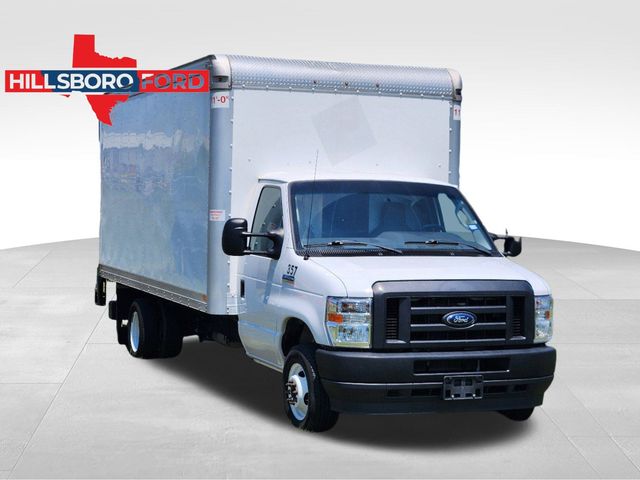 2021 Ford E-450SD Base 3