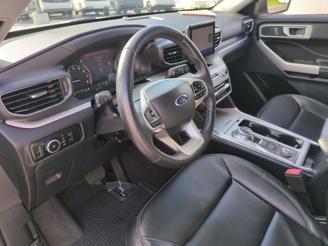 Used 2024 Silver Ford XLT image 15