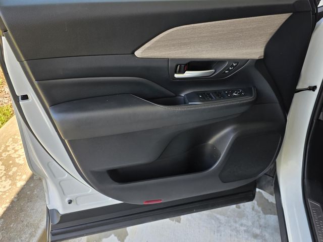 Used 2024 Toyota Grand Highlander SUV