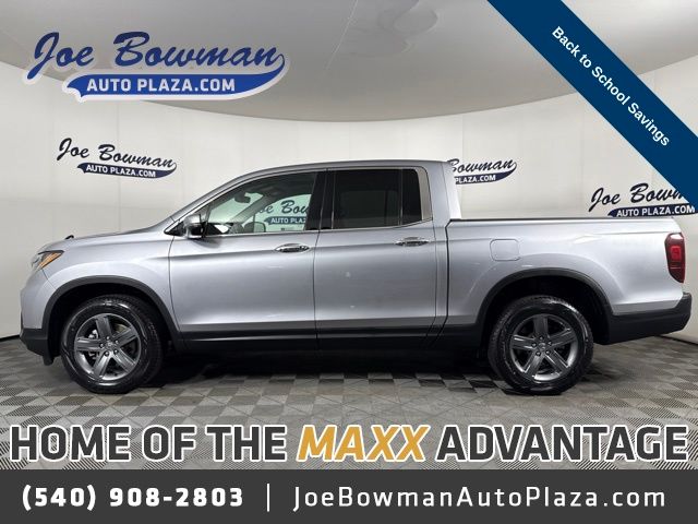 Lunar Silver Metallic 2022 Honda Ridgeline Pickup Truck All-Wheel Drive 9-Speed Automatic