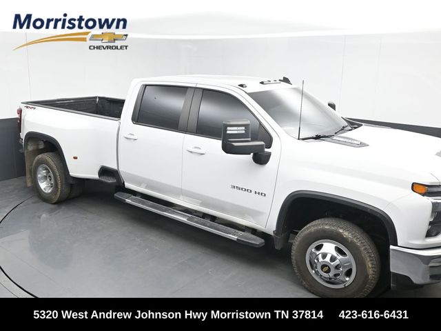 Summit White 2023 Chevrolet Silverado 3500HD LT Crew Cab 4WD Pickup Truck Four-Wheel Drive Automatic