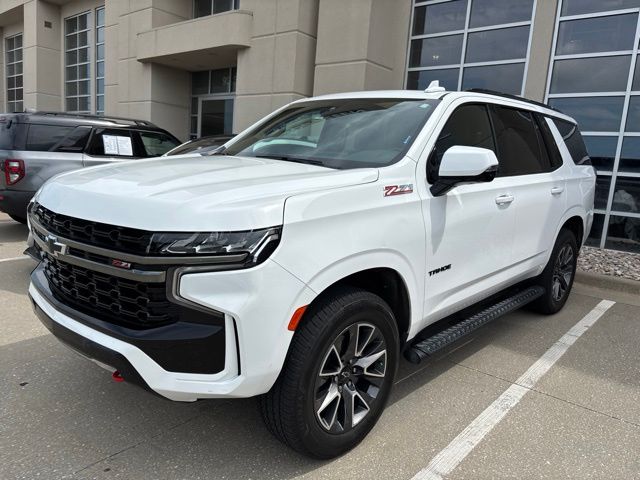 Used 2022 Chevrolet Tahoe Z71 with VIN 1GNSKPKD1NR299035 for sale in Kansas City
