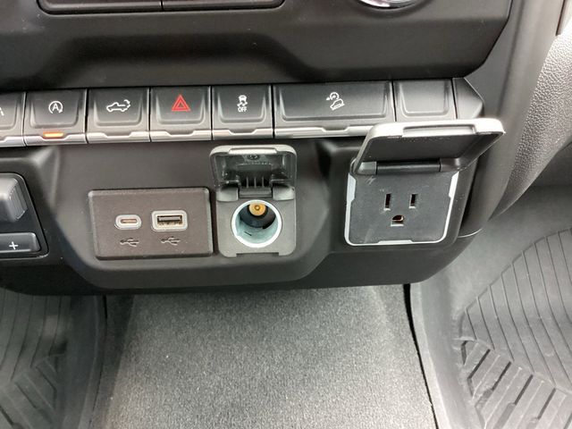 Used Car 2023 Chevrolet Silverado 1500  Custom Trail Boss For Sale Under $40,000 In San Antonio, Texas