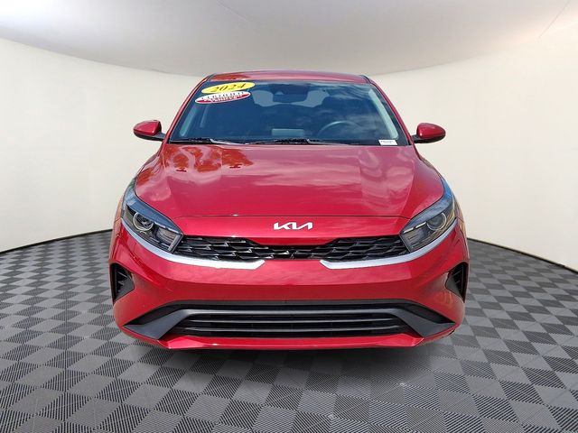 2024 Kia Forte LXS AT's photo