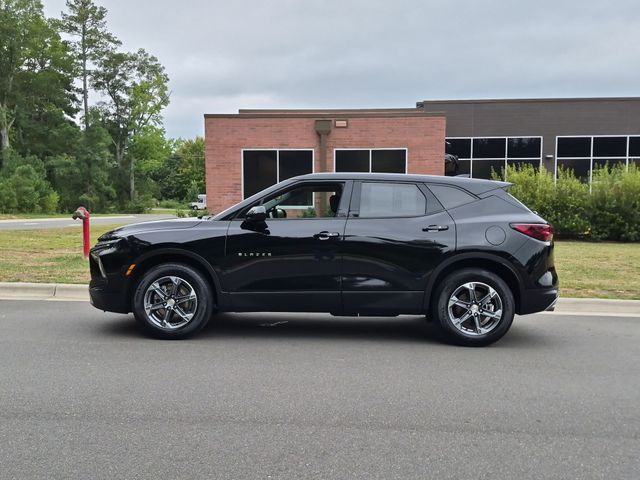 Used 2025 Black Chevrolet LT image 10