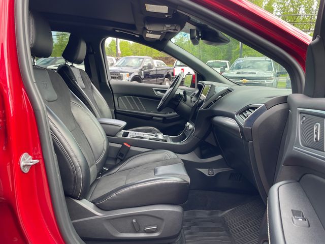 2024 Ford Edge ST - Red Metallic exterior view 17