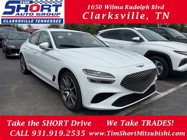 Uyuni White 2025 Genesis G70 2.5T Standard RWD Sedan Rear-Wheel Drive 8-Speed Automatic