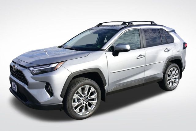 2025 Toyota RAV4 XLE Premium's photo