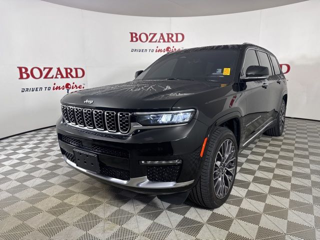 2022 Diamond Black Crystal Pearlcoat Jeep Grand Cherokee L Summit 4X4 SUV