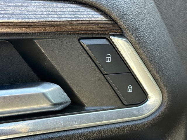 Used 2024 White Chevrolet LT image 21