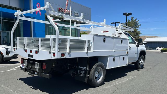 2024 Chevrolet Silverado 3500HD Work Truck 2