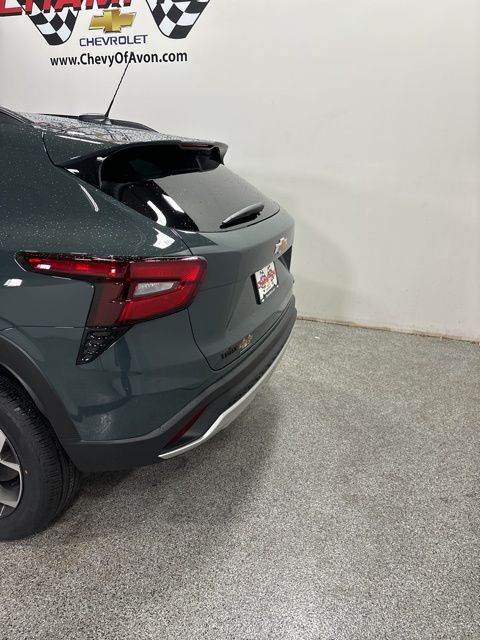 2025 Chevrolet Trax LT photo