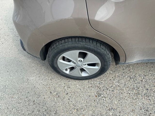 2015 Latte Brown Kia Soul Base FWD Hatchback