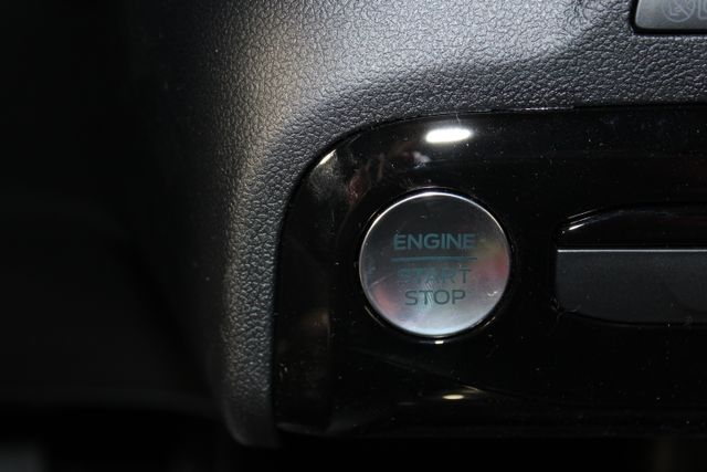 2025 Ford Escape ST-Line photo 10