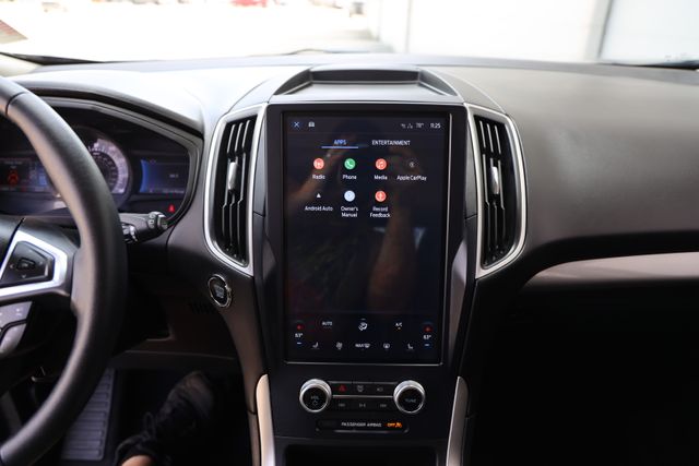 2023 Ford Edge SEL Black at Toyota of Victoria