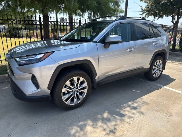 Silver Sky Metallic 2024 Toyota RAV4 SUV / Crossover Front-Wheel Drive 8-Speed Automatic