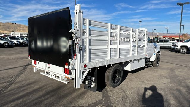 2022 Chevrolet Silverado 5500HD Work Truck 3