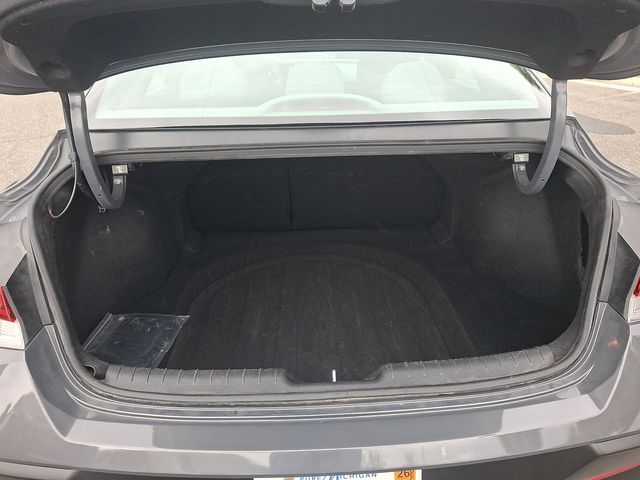 Used 2025 Hyundai Elantra Sedan
