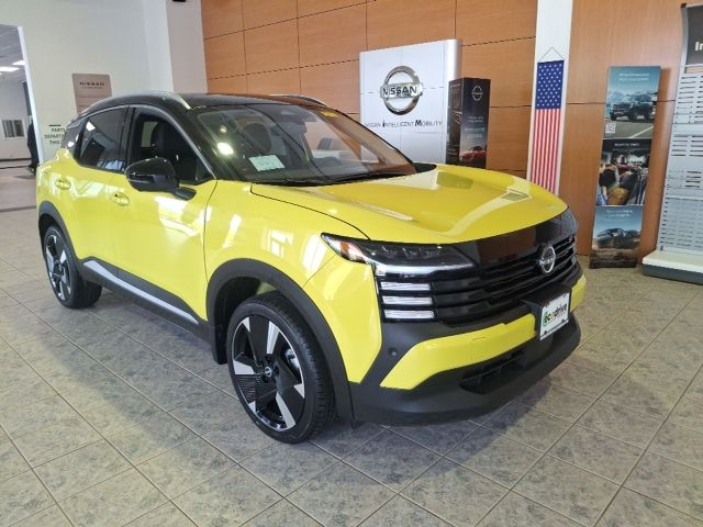 Yuzu Yellow/Super Black 2026 Nissan Kicks SR AWD SUV / Crossover All-Wheel Drive Continuously Variable Transmission