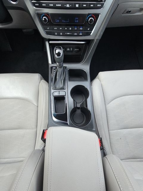 2015 Hyundai Sonata Sport:C02707