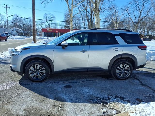 2022 Nissan Pathfinder